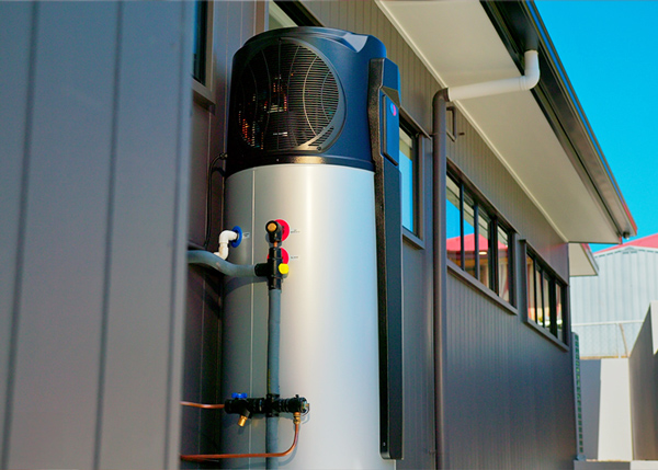 Evoheat 270 heat pump hot water installation
